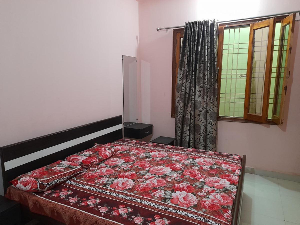 Govind Niwas Home Stay Гваліор Екстер'єр фото